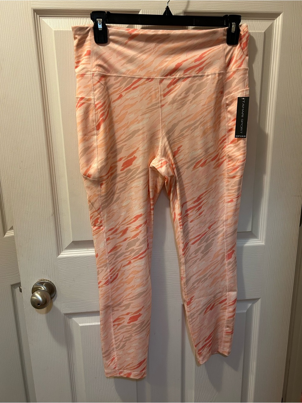 T. Tahari 1X Tahari Sport Peach & Coral Patterned Leggings w/Side Pockets NWT